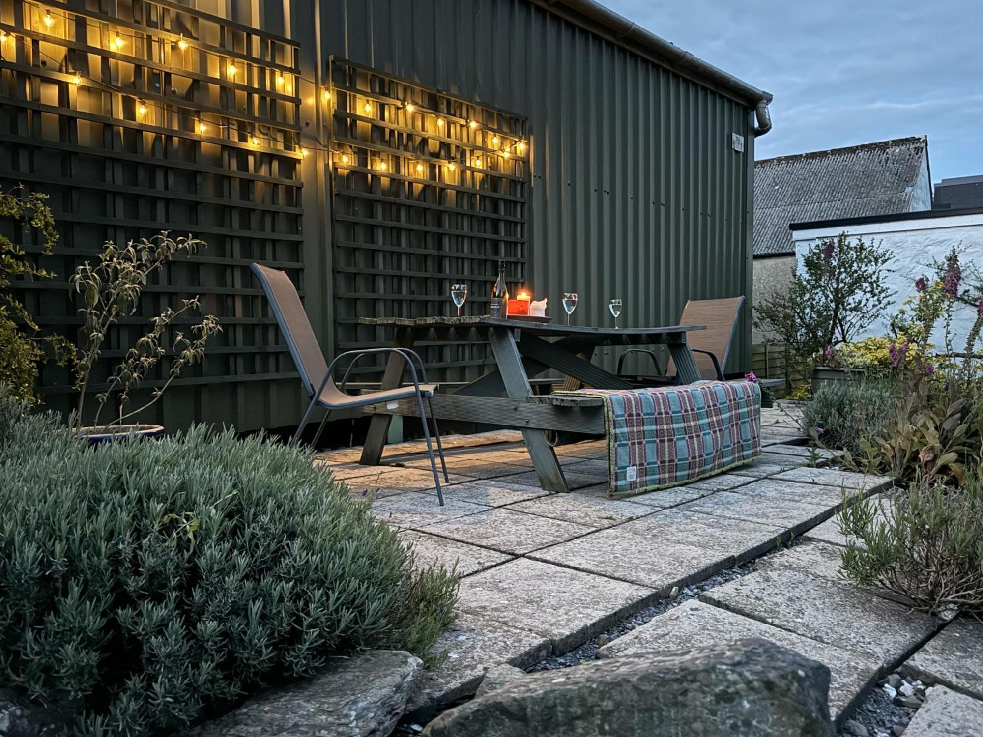 The Farmhouse ニューポート エクステリア 写真